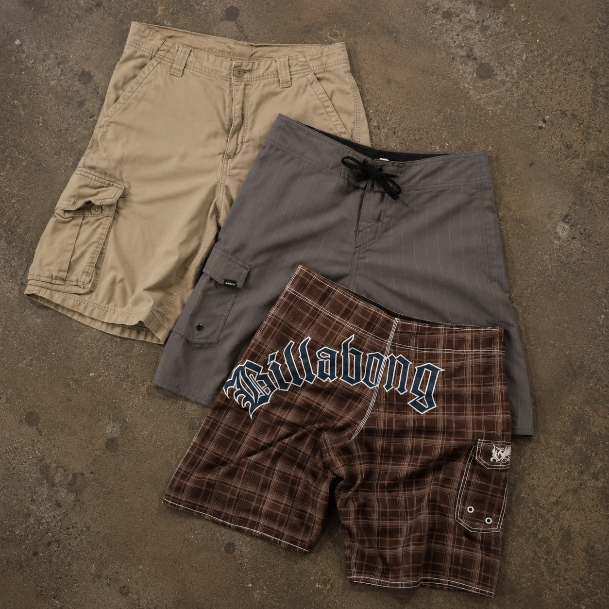 20x SURF BRANDED SHORTS